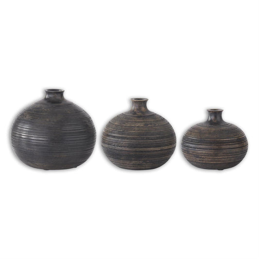 SMALL BLACK WEATHERED VASE