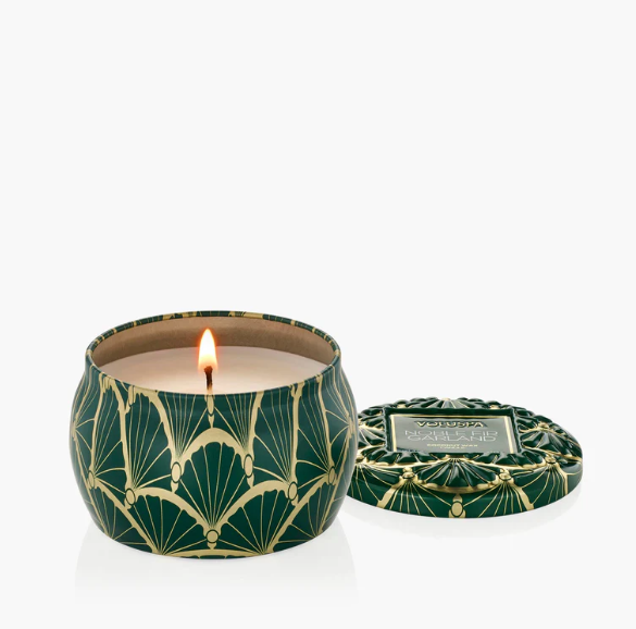 VOLUSPA - Noble Fir Garland Candle 4oz