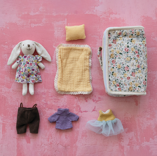 Travel Bunny w/ Bed + Outfits